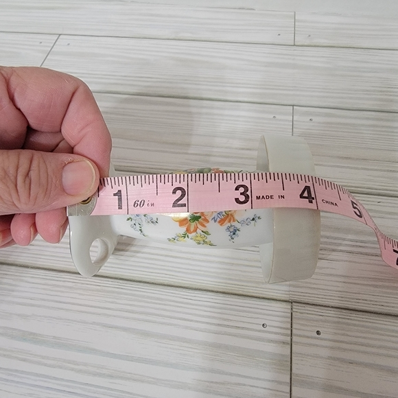 VTG Royal Crown Porcelain Toothbrush Stand White Yellow Floral Japan - Picture 6 of 8